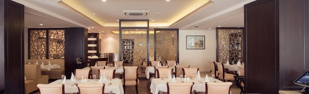 Royal Reve Hotel Hyderabad Exterior photo