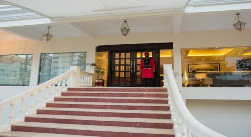 Royal Reve Hotel Hyderabad Exterior photo